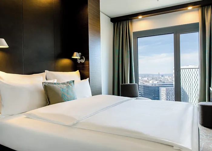 One Wien-hauptbahnhof Готель 3*